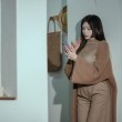 摄影图包:欣赏秋和柯基instagram的摄影作品,感受美的力量。